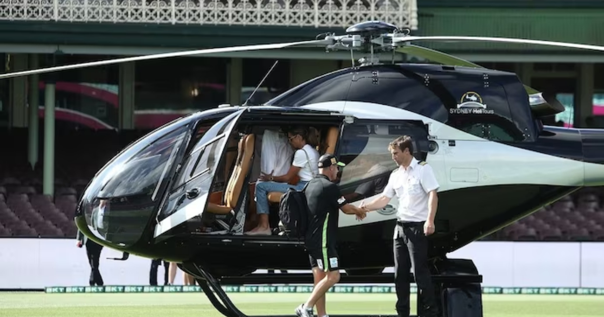 David Warner makes Bollywood-style helicopter entry at SCG to play BBL match